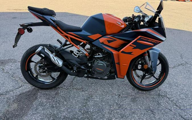 2022 KTM RC 390