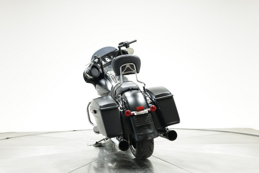2017 Harley-Davidson Street Glide Special