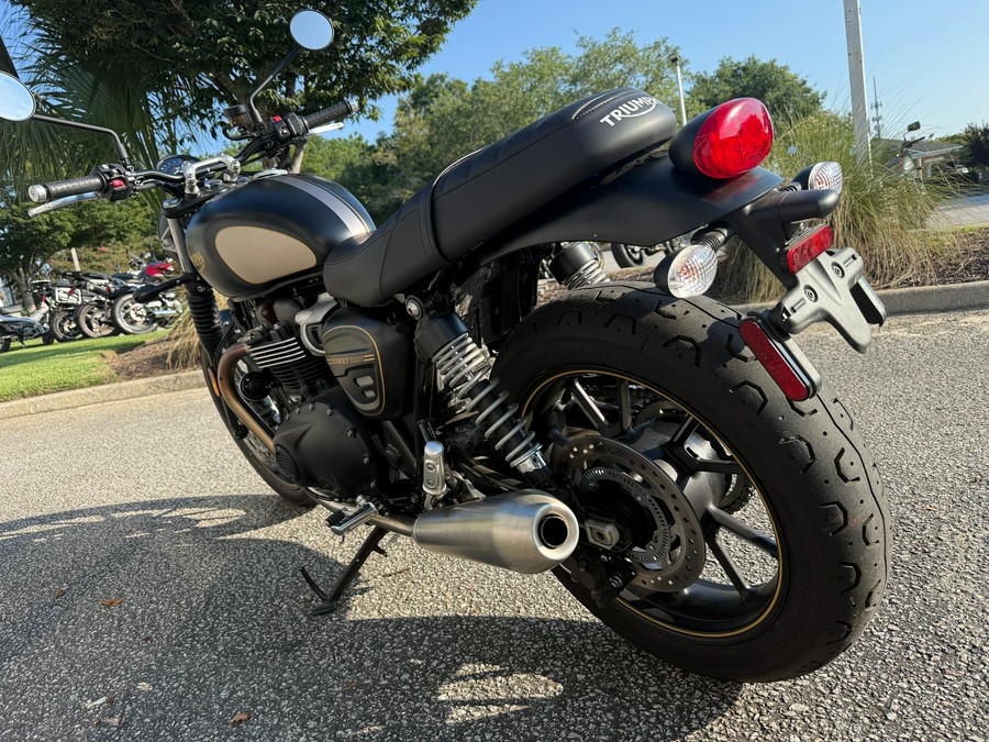 2022 Triumph Street Twin Gold Line