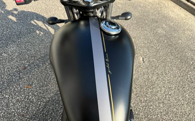2022 Triumph Street Twin Gold Line