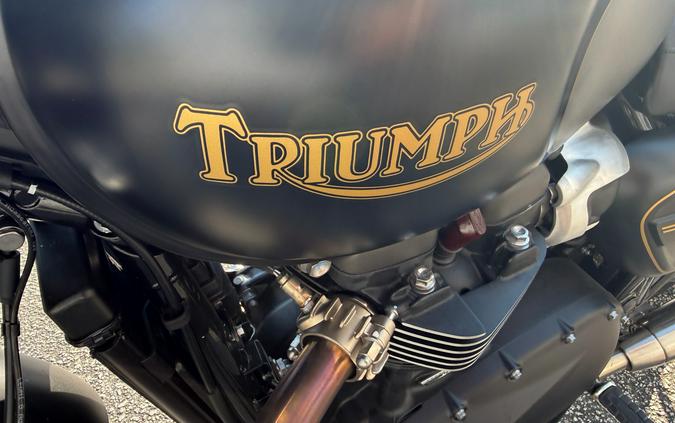 2022 Triumph Street Twin Gold Line