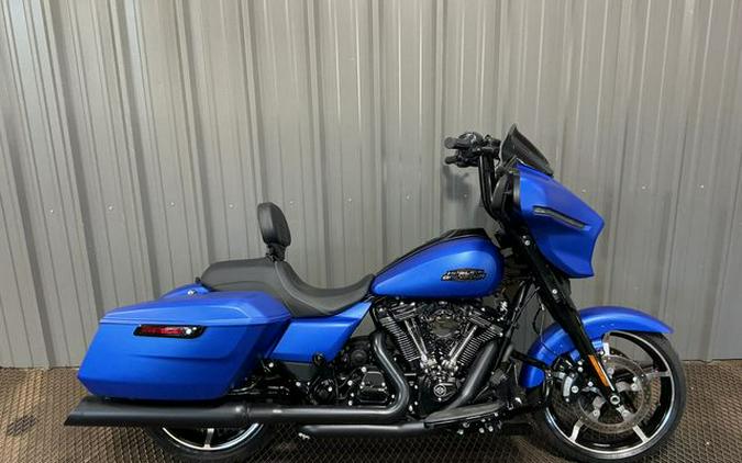 2026 Harley-Davidson Street Glide Base