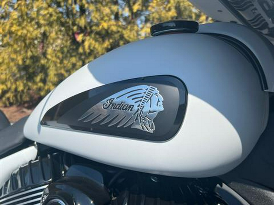 2024 Indian Motorcycle Chieftain® Dark Horse®