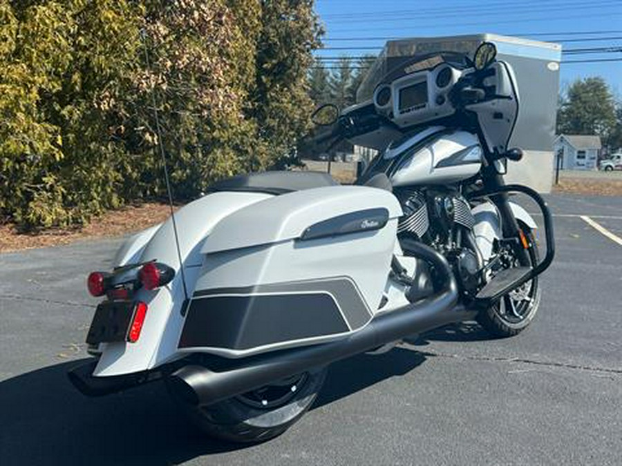 2024 Indian Motorcycle Chieftain® Dark Horse®