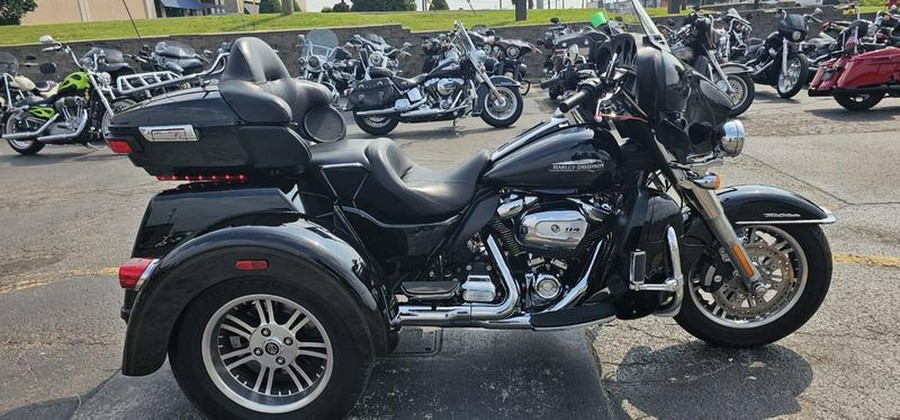 2019 Harley-Davidson® FLHTCUTG - Tri Glide® Ultra