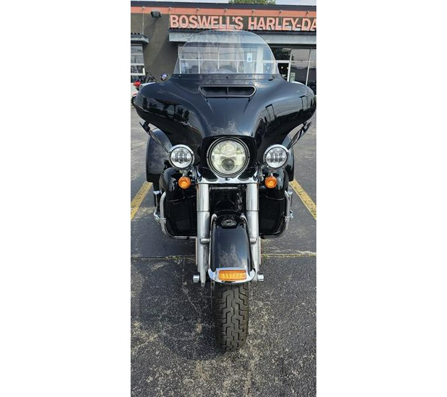 2019 Harley-Davidson® FLHTCUTG - Tri Glide® Ultra