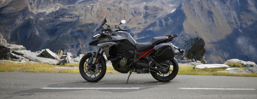 2026 Ducati Multistrada V4 S Travel & Radar Thrilling Black