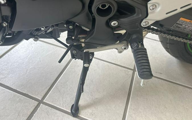 2025 Kawasaki Z900RS CAFE ABS EBONY