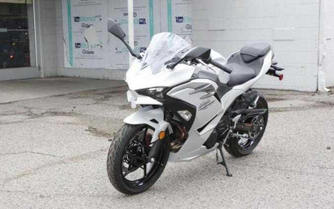 2025 Kawasaki Ninja® 500 ABS