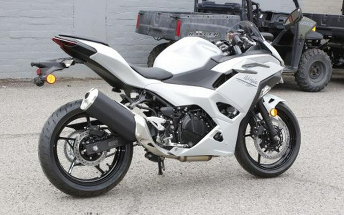 2025 Kawasaki Ninja® 500 ABS