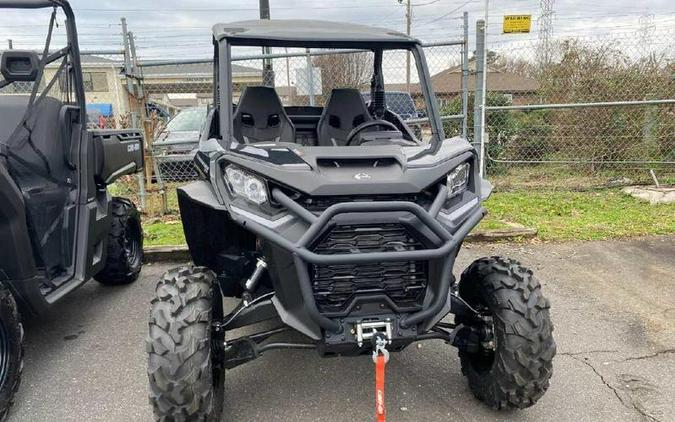 2023 Can-Am® Commander XT 1000R