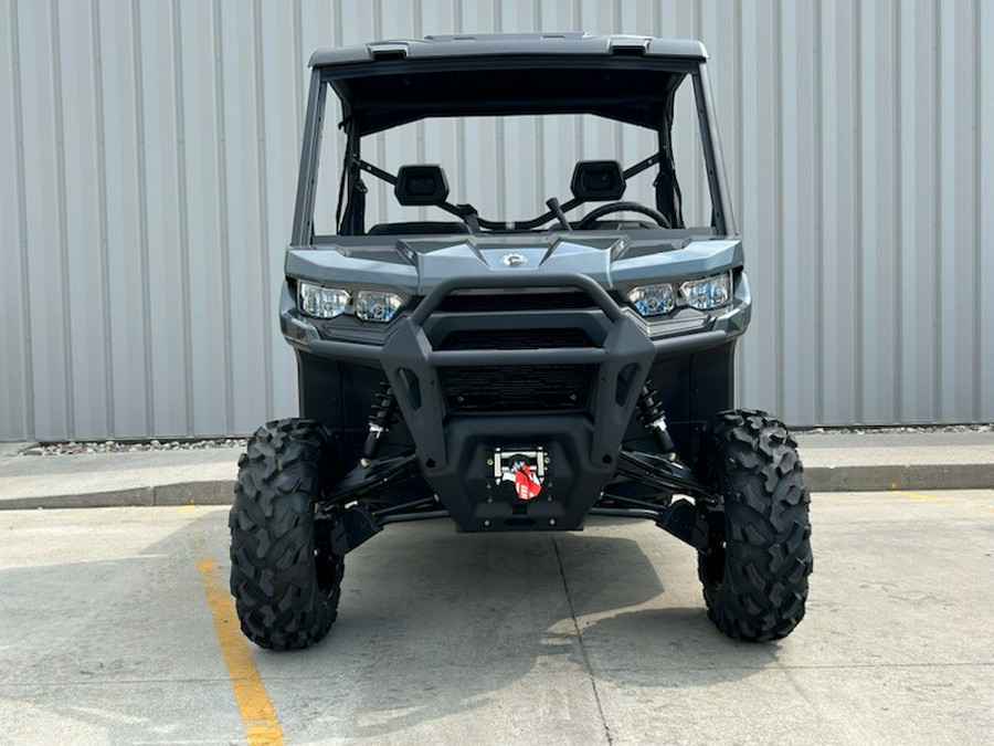 2024 Can-Am Defender XT HD10