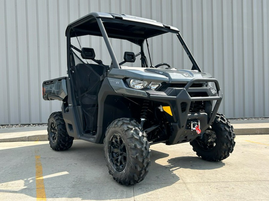 2024 Can-Am Defender XT HD10