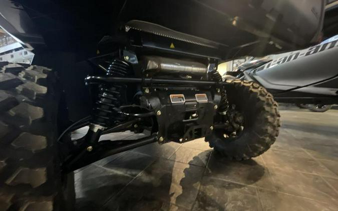 2024 Can-Am® Defender Limited HD10