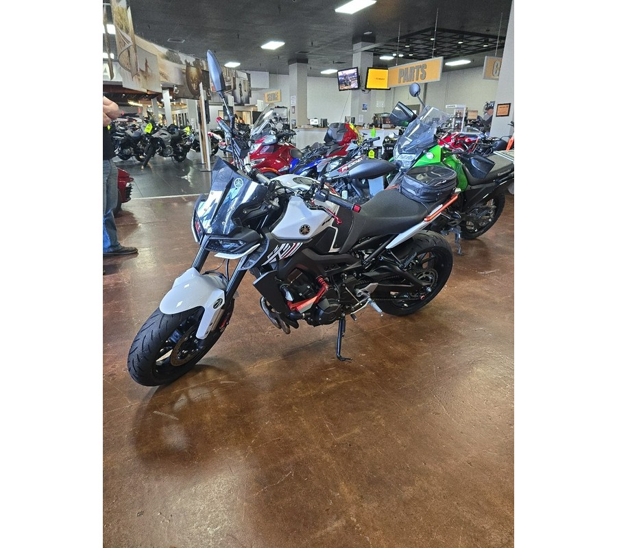 2017 Yamaha FZ-09