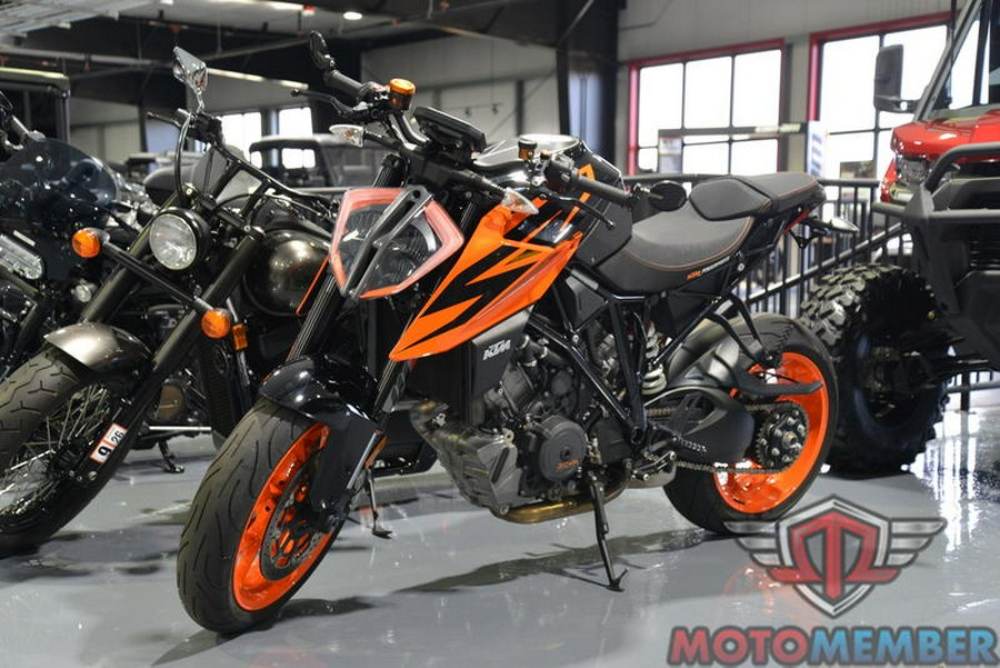 2019 KTM 1290 Super Duke R