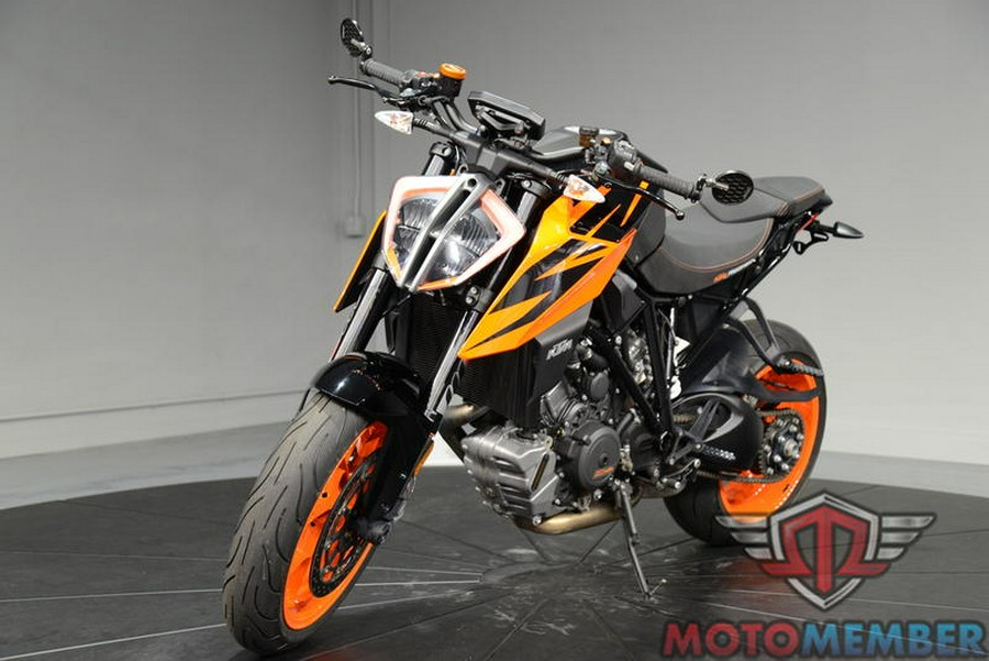 2019 KTM 1290 Super Duke R