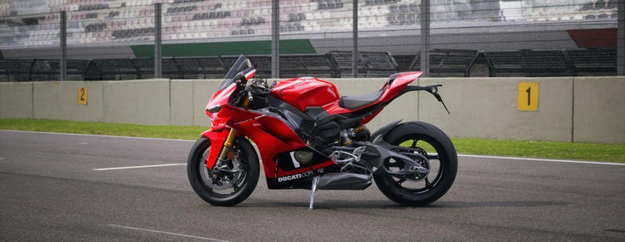 2026 Ducati Panigale V4 S CORSE
