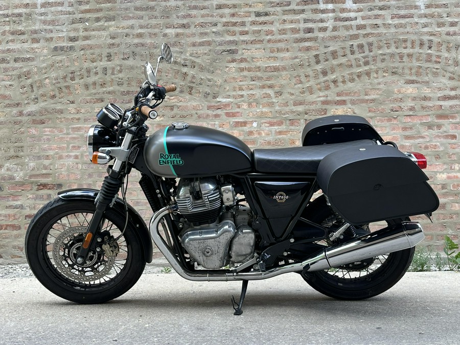 2022 Royal Enfield INT 650