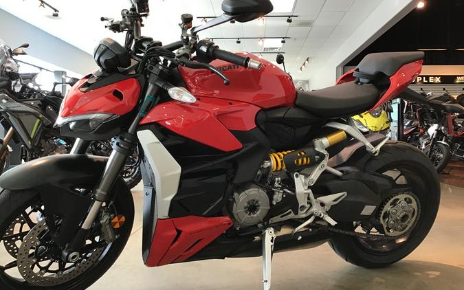 2023 Ducati Streetfighter V2
