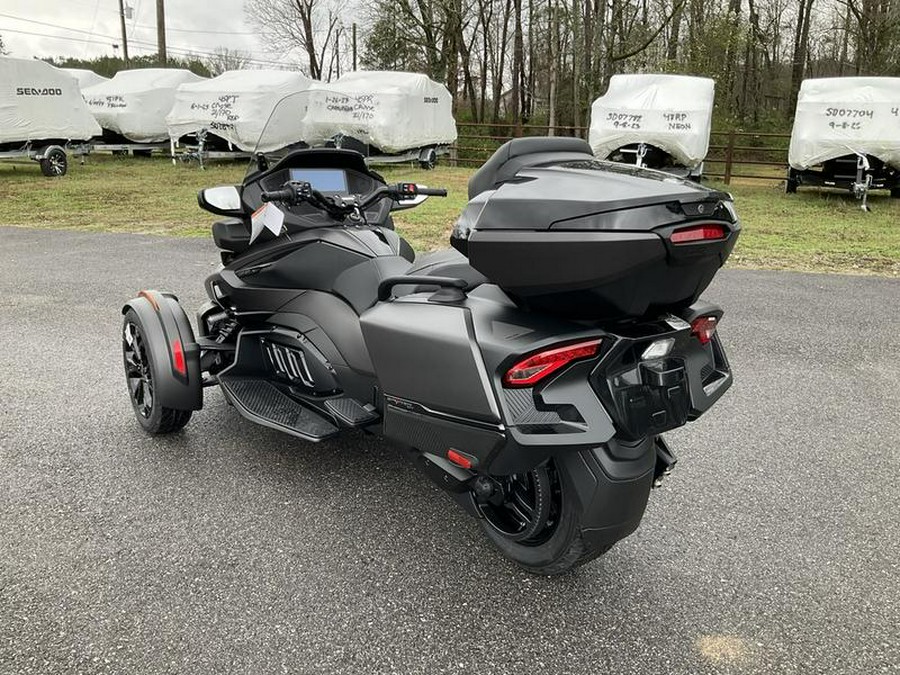 2024 Can-Am® Spyder RT Limited Dark Wheels