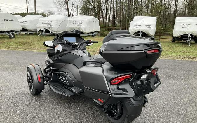 2024 Can-Am® Spyder RT Limited Dark Wheels