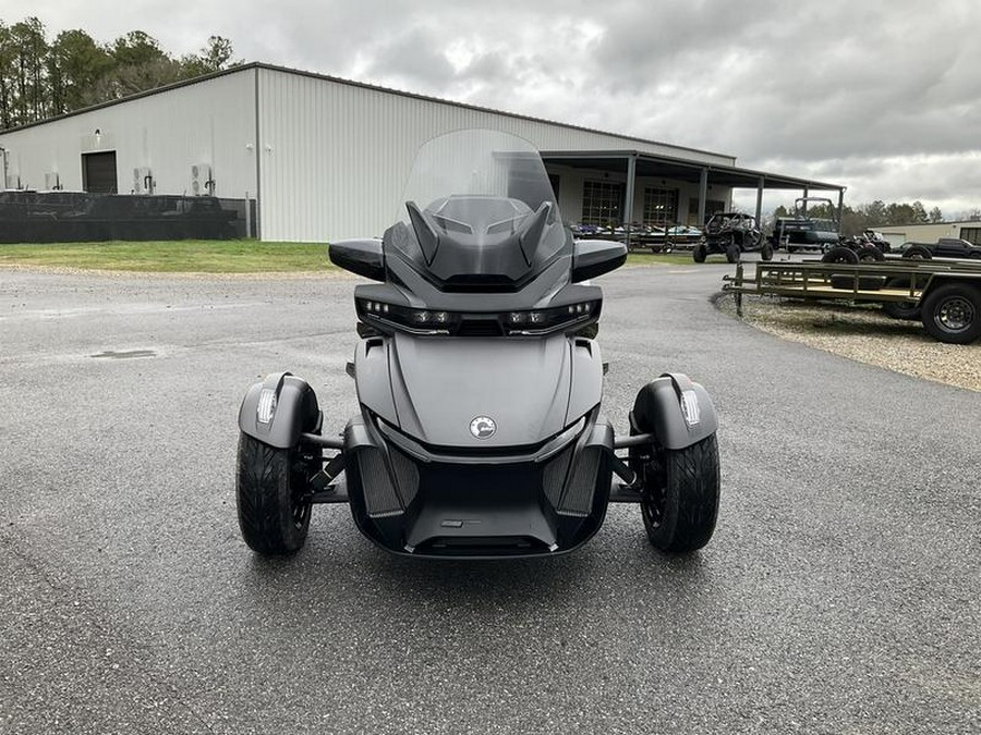 2024 Can-Am® Spyder RT Limited Dark Wheels