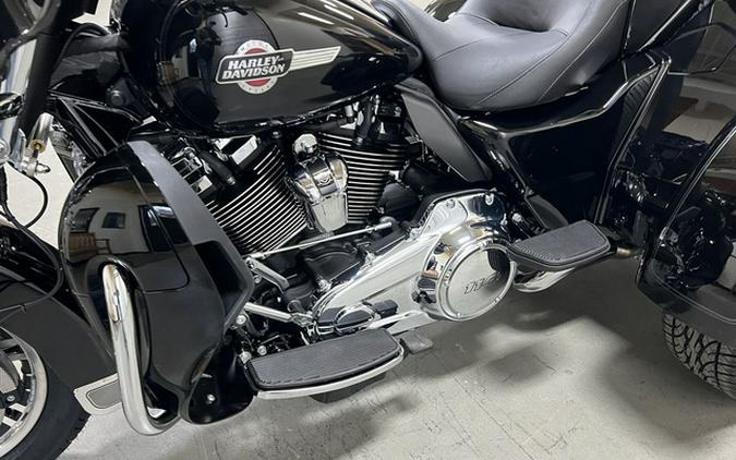 2024 Harley-Davidson FLHTCUTG - Tri Glide Ultra