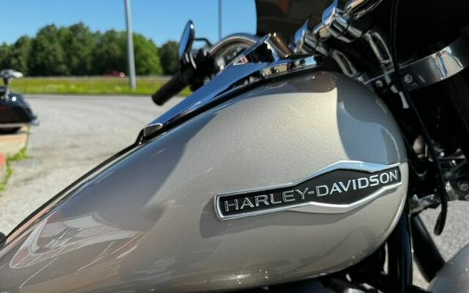 2018 Harley-Davidson Sport Glide Silver Fortune