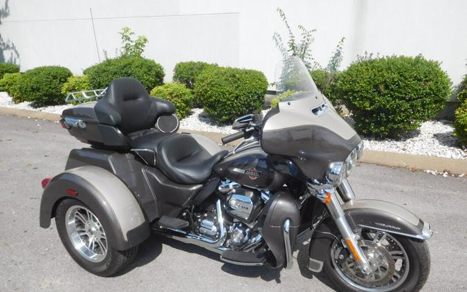 FLHTCUTG 2023 Tri Glide Ultra