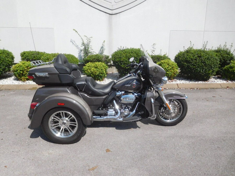 FLHTCUTG 2023 Tri Glide Ultra