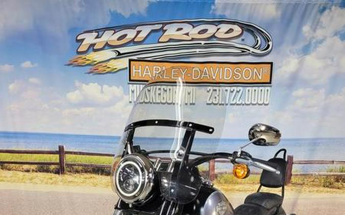 2015 Harley-Davidson® FLS - Softail Slim®