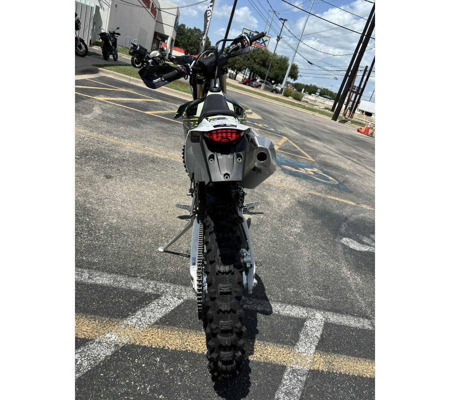 2026 Triumph TF 450-E