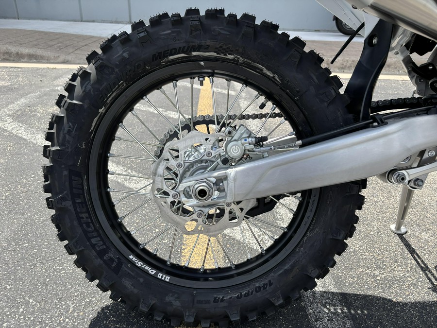 2026 Triumph TF 450-E