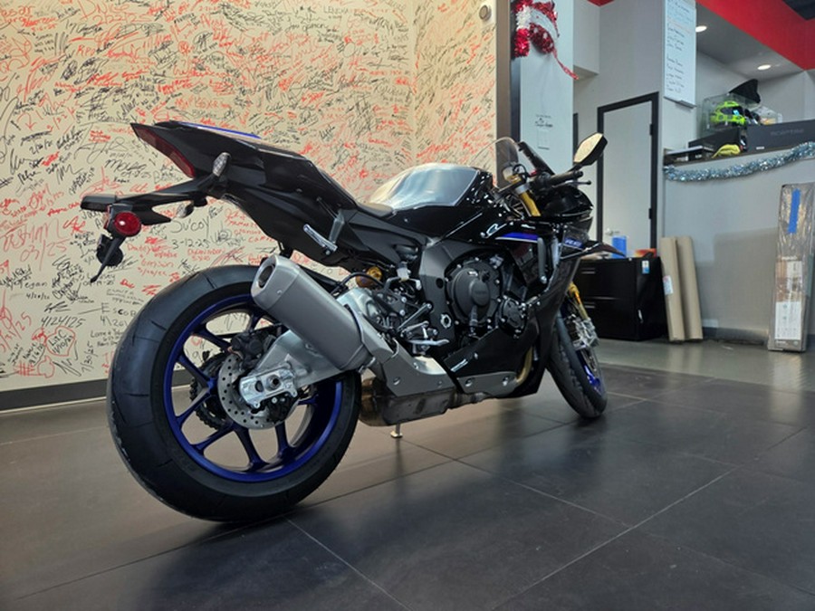2026 Yamaha YZF R1M