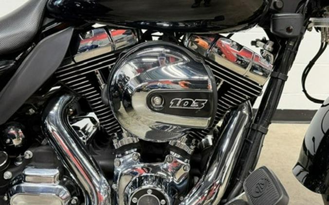 2015 Harley-Davidson FLRT - Freewheeler