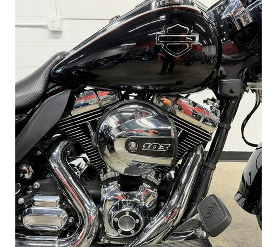 2015 Harley-Davidson® FLRT - Freewheeler™