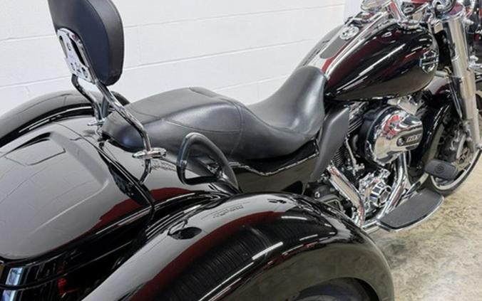 2015 Harley-Davidson FLRT - Freewheeler