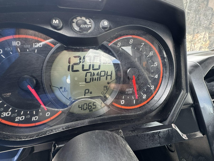 2014 Can-Am Commander XT 1000 CA