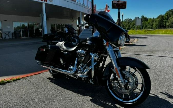 2021 Harley-Davidson Street Glide Black