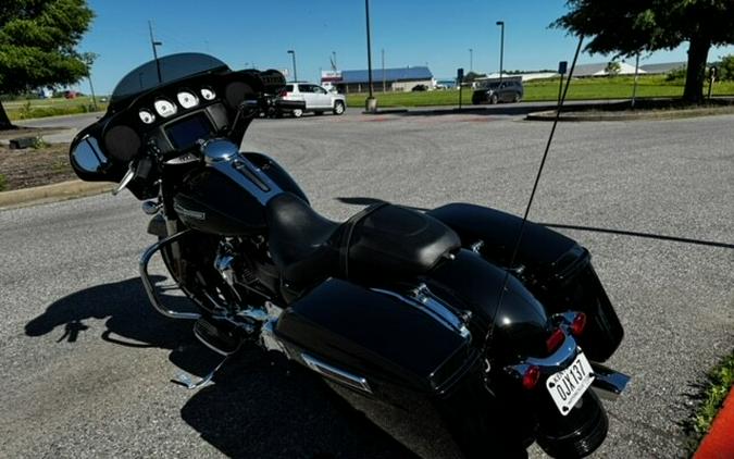 2021 Harley-Davidson Street Glide Black