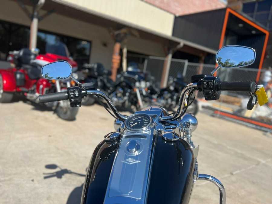 2019 Harley-Davidson® Road King® Black