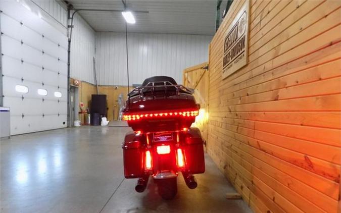 2017 Harley-Davidson® FLHTKL - Ultra Limited Low