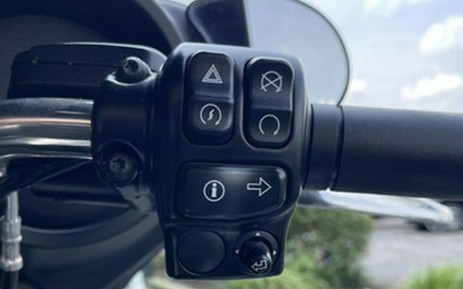 2015 Harley-Davidson FLHXS - Street Glide Special