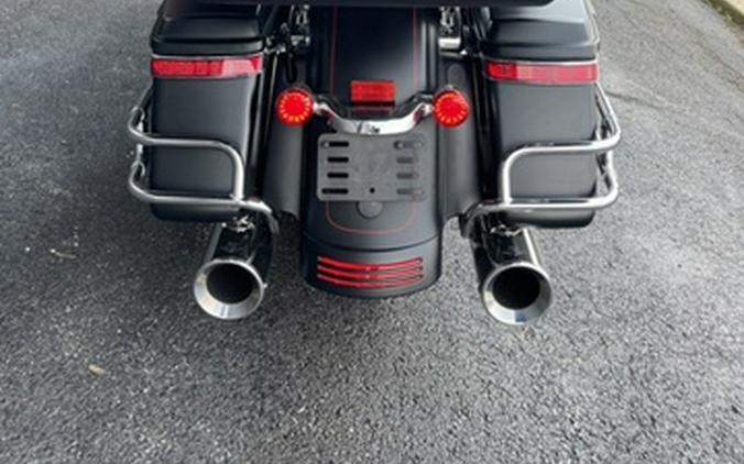 2015 Harley-Davidson FLHXS - Street Glide Special