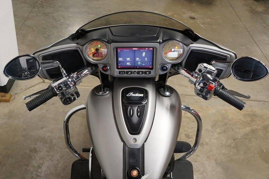 2017 Indian Motorcycle® Chieftain® Silver Smoke