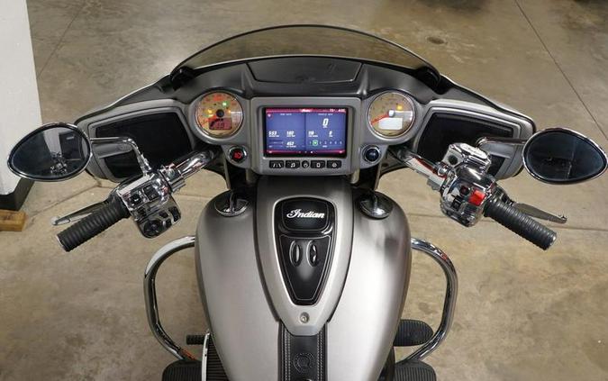2017 Indian Motorcycle® Chieftain® Silver Smoke