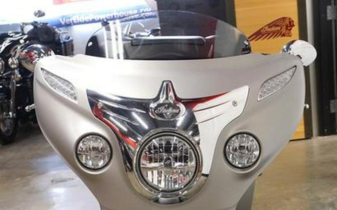 2017 Indian Motorcycle® Chieftain® Silver Smoke