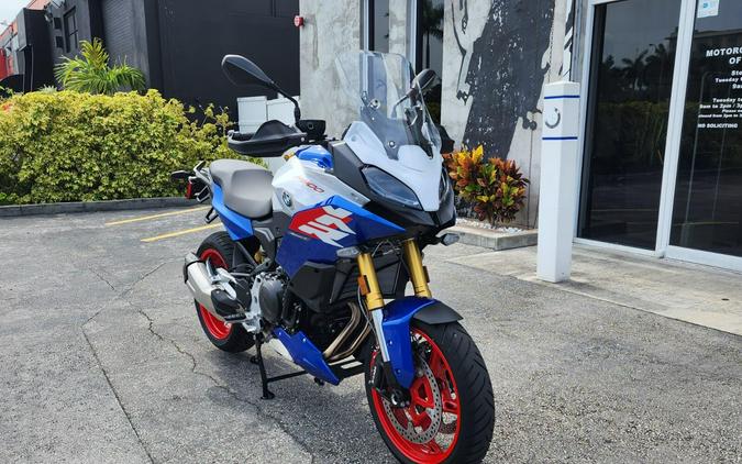2026 BMW F 900 XR