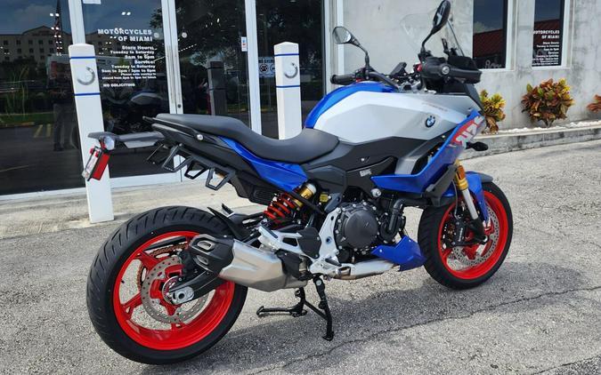 2026 BMW F 900 XR